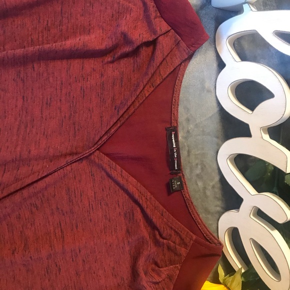 ❤️🍷Burgundy Blouse🍷❤️ - Picture 4 of 7